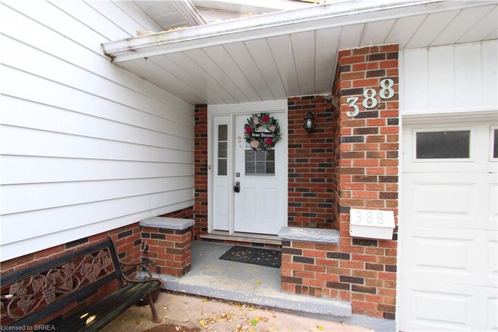 Property Photo:  388 Brantwood Park Road  ON N3P 1K7