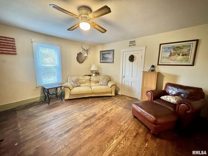 Property Photo:  952 N 200th Avenue  IL 62305