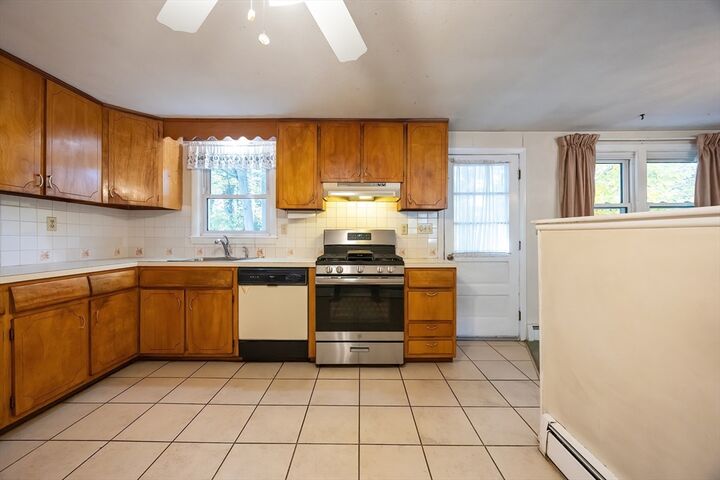 Property Photo:  17 Plymouth Rd  MA 01960 