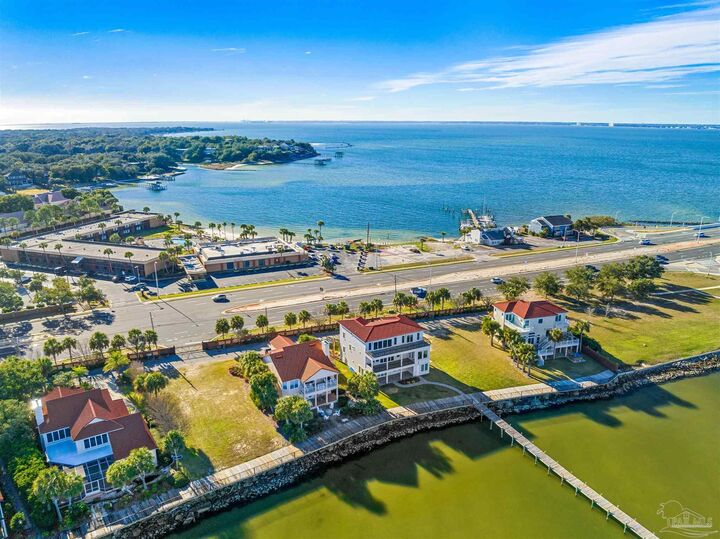 Property Photo:  28 Baybridge Dr  FL 32561