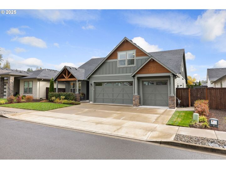 Property Photo: 4119 SE 17th Ave WA 98606