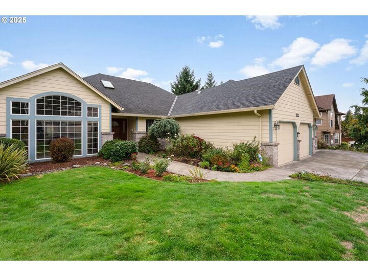 Property Photo:  3117 NE 106th St  WA 98686