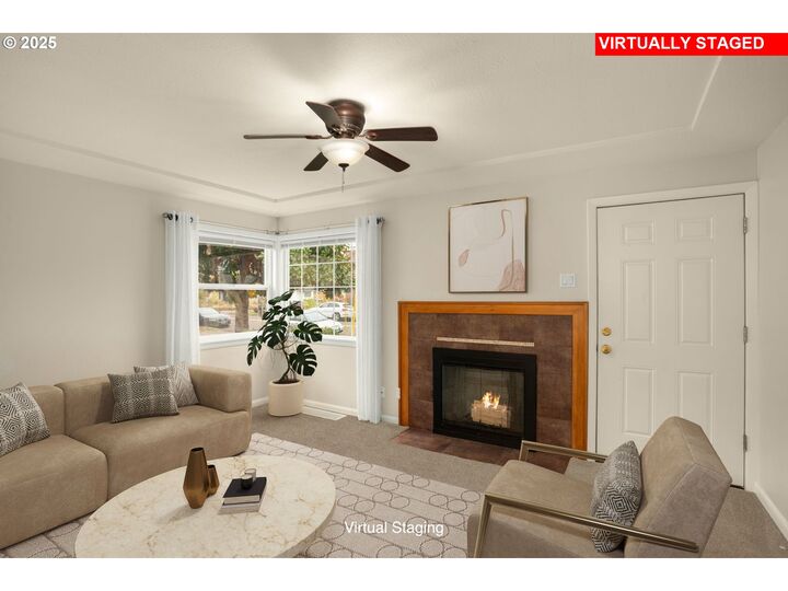 Property Photo:  1814 SE 92nd Ave  OR 97216