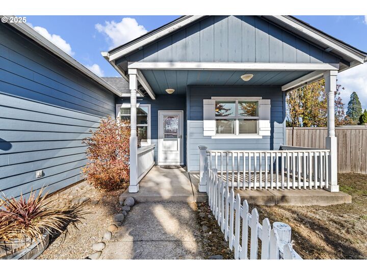 Property Photo: 3741 Century Dr OR 97402