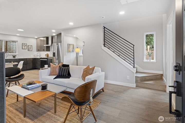 13724  22nd Avenue NE  Seattle WA 98125 photo