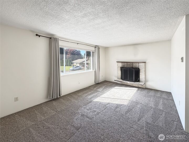 Property Photo:  12310 NE 32nd Street  WA 98682