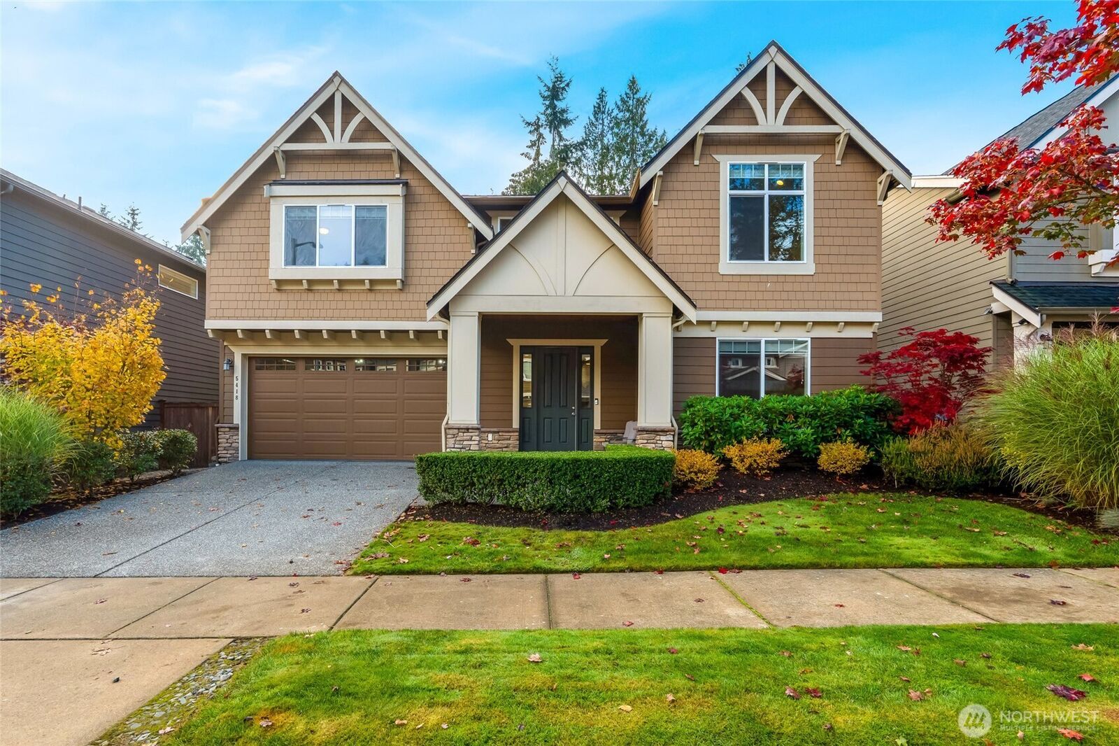 Property Photo: 5418 165th Place SW WA 98037