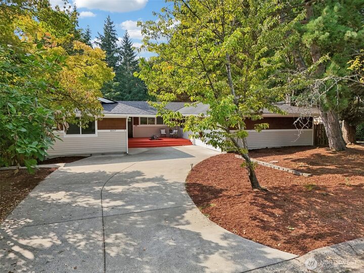 3047  124th Avenue NE  Bellevue WA 98005 photo
