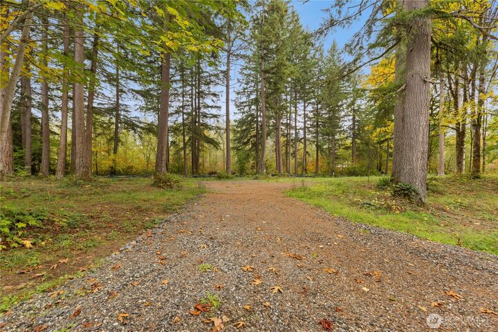 Property Photo:  207 Xx  122nd Street  WA 98053