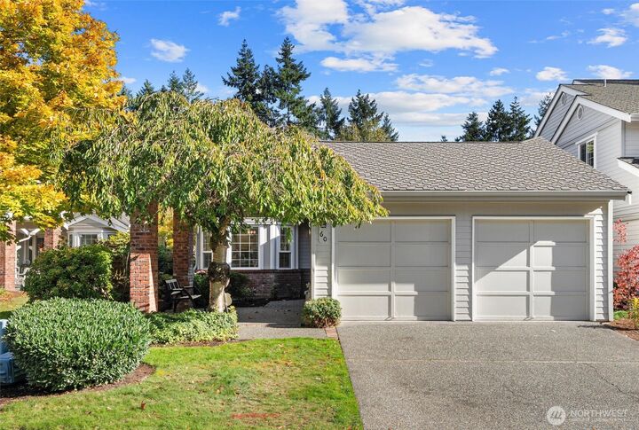 Property Photo:  60  145th Place SE  WA 98007 