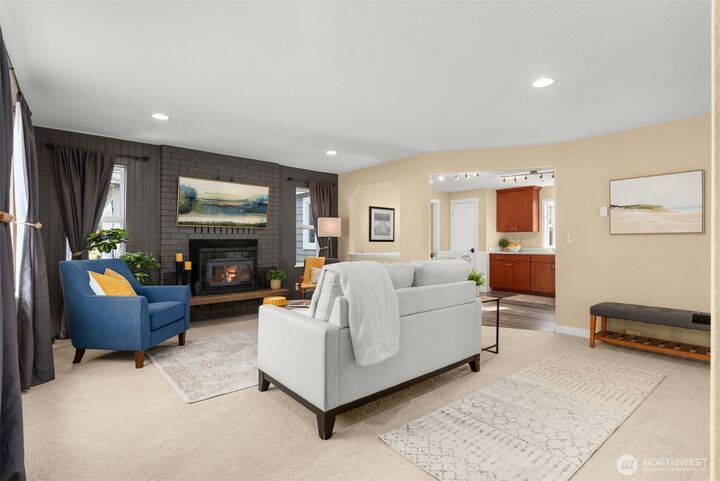Property Photo:  601  Beach Drive  WA 98290 
