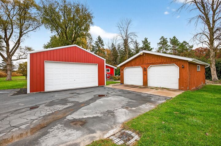 Property Photo:  8511 Edgewater Ridge  WI 54963-9647 