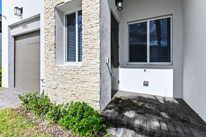 Property Photo:  1710 Pioneer Way  FL 33411 