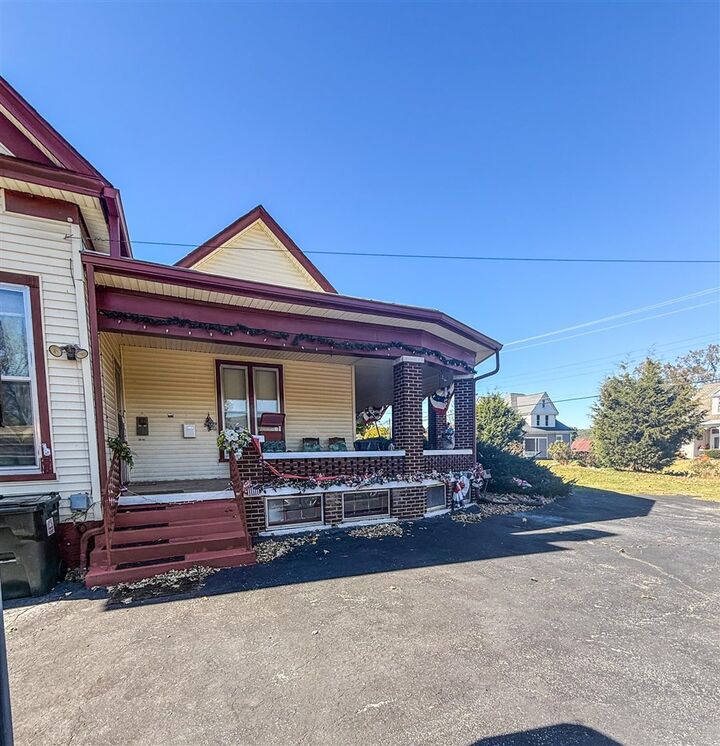 Property Photo:  315 E Main Street  KY 42749 