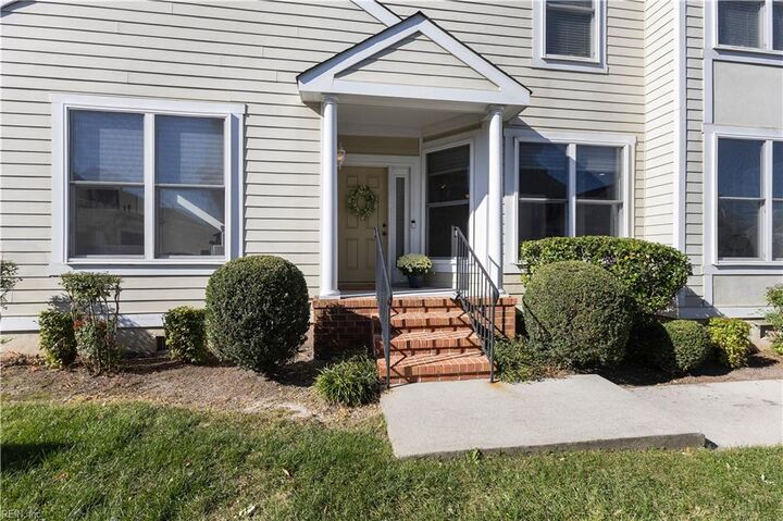 Property Photo:  1040 Collection Creek Way  VA 23454 