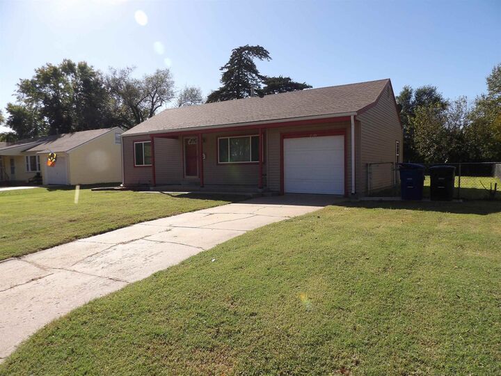 Property Photo:  1715 N Moyle St  KS 67010