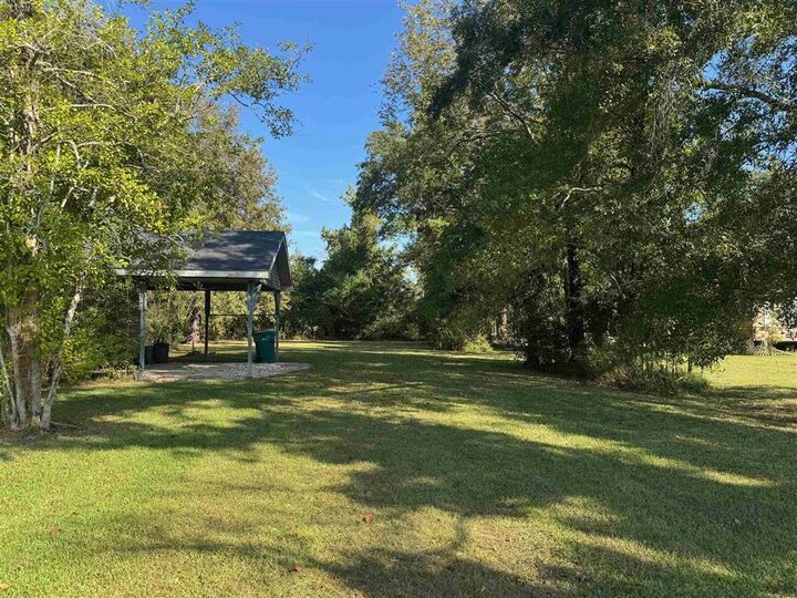 Property Photo:  125 Helen Street  LA 70669
