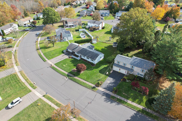 Property Photo:  16 Glenwood Drive  CT 06109