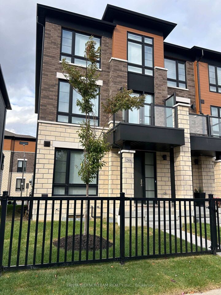 Property Photo:  288 Carnwith Drive E  ON L1M 2L6