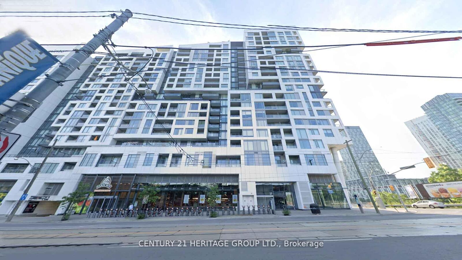 Property Photo:  27 Bathurst Street 1001  ON M5V 0R1