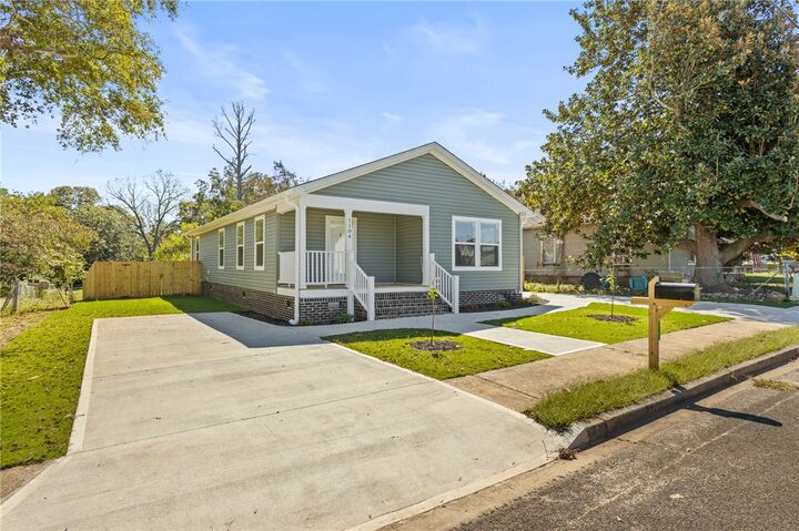 Property Photo:  1104 E Front Street  SC 29655