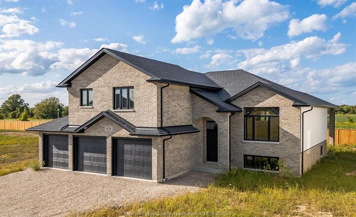 629 Summit Street  Lakeshore ON N0R 1A7 photo