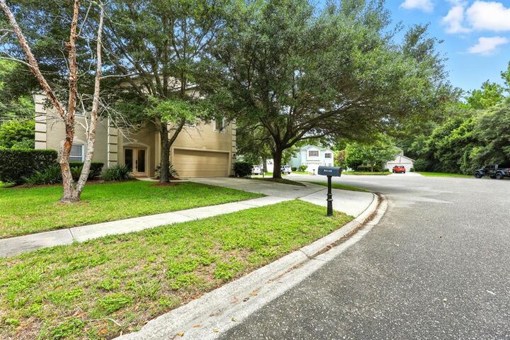Property Photo: 86168 Remsenburg Drive FL 32034