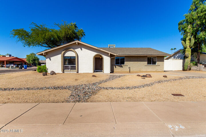 Property Photo:  2164 W Eugie Avenue  AZ 85029