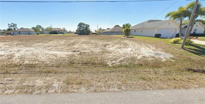 Property Photo:  2416 NW 28th Ter  FL 33993