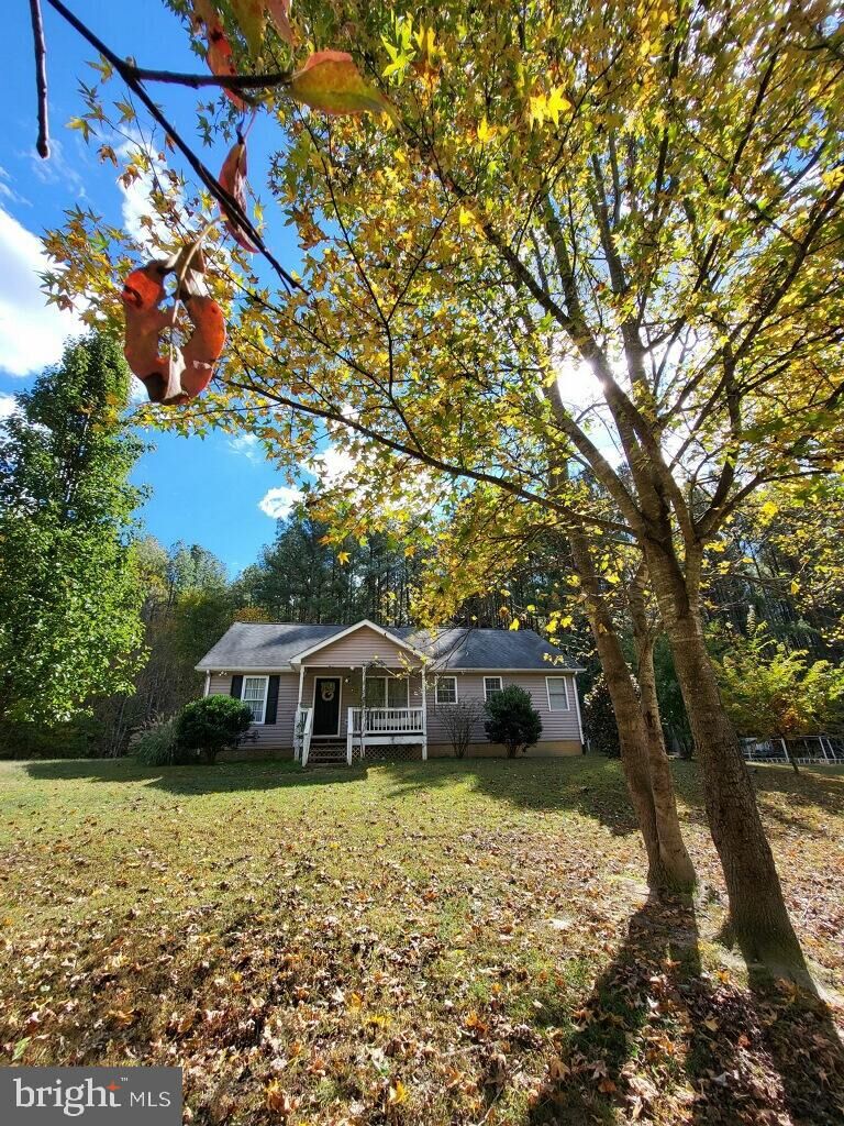 Property Photo:  11532 Taylor Ridge Way  VA 22551