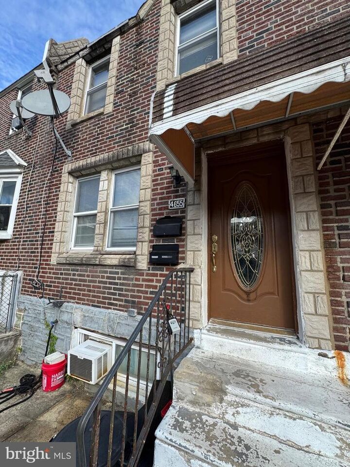 Property Photo:  4655 Shelbourne Street  PA 19124