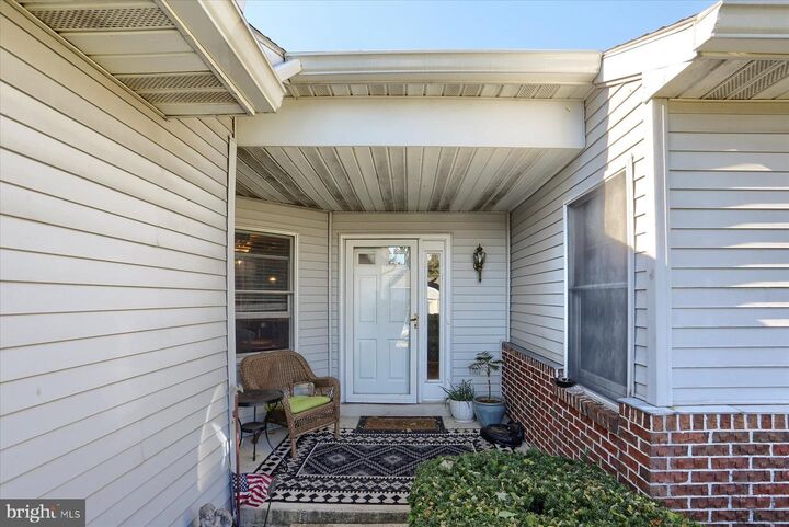 Property Photo:  1068 Country Hill Drive  PA 17111