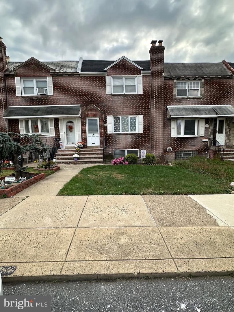 Property Photo:  2916 Brighton Street  PA 19149 