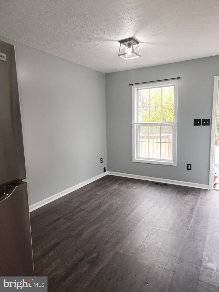 Property Photo:  9620 Mohawk Drive  VA 22485 