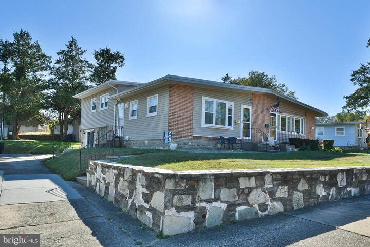 1020 Grant Avenue  Philadelphia PA 19115 photo