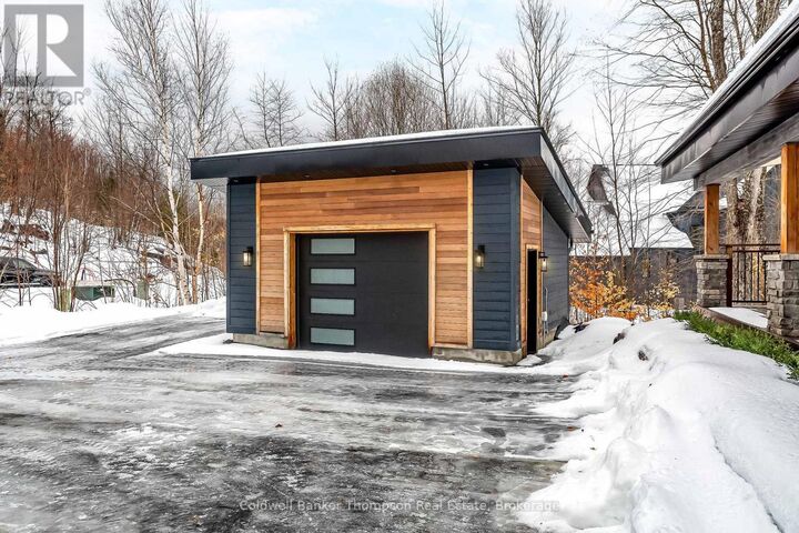 Property Photo:  10 St George'S Court  ON P1H 1B1 