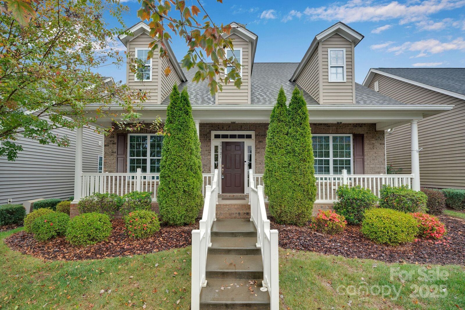 Property Photo:  17721 Morehampton Avenue  NC 28031