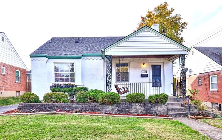 3817 Gardner Avenue  Silverton OH 45236 photo