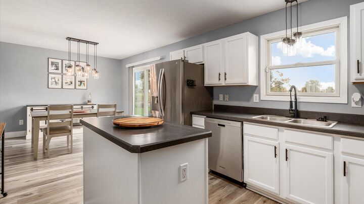 Property Photo: 156 Glen Crossing Drive OH 43062