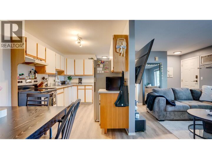 Property Photo: 1041 Middleton Way 105 BC V1B 2N3