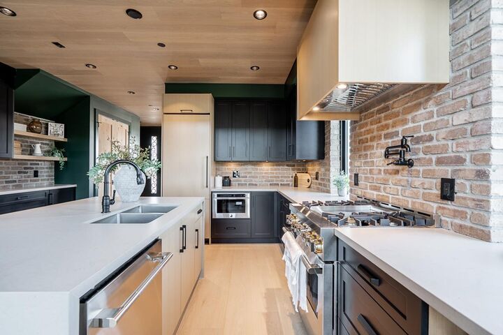 Photo de la propriété: 8194 201 BC V2Y 3Y6