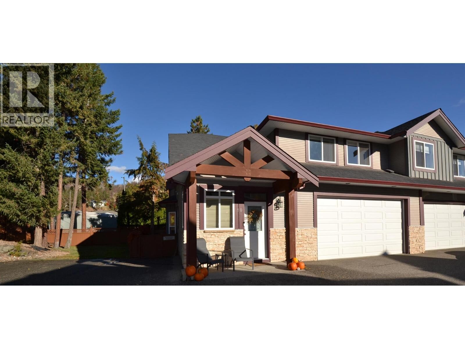 Property Photo:  1450 Rose Meadow Drive 10  BC V1Z 4A4