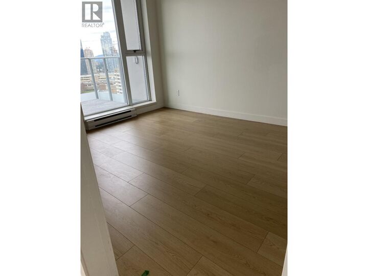 Property Photo:  6588 Nelson Avenue 2307  BC V5H 0E8 