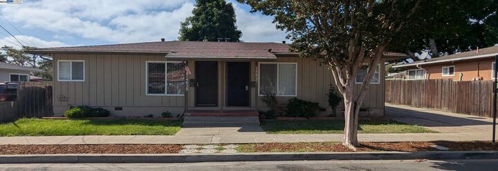 24839 Thomas Avenue  Hayward CA 94544 photo
