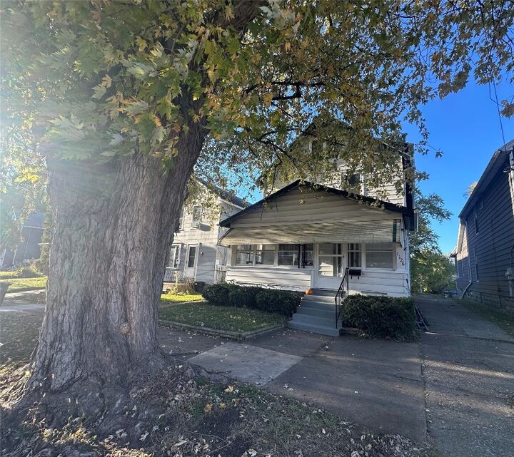 Property Photo:  1126 W 5th Street  PA 16507