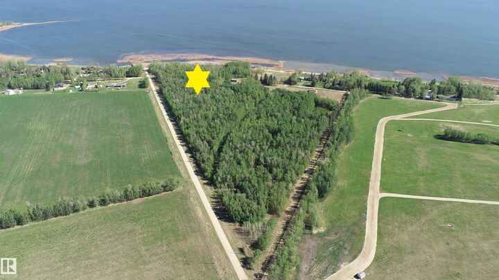 Property Photo: 515 54411 Rge Rd 40 AB T0E 0A0