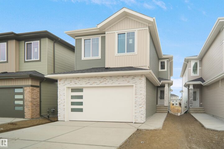 Property Photo:  13 Axelwood Crescent  AB T7X 4G4 