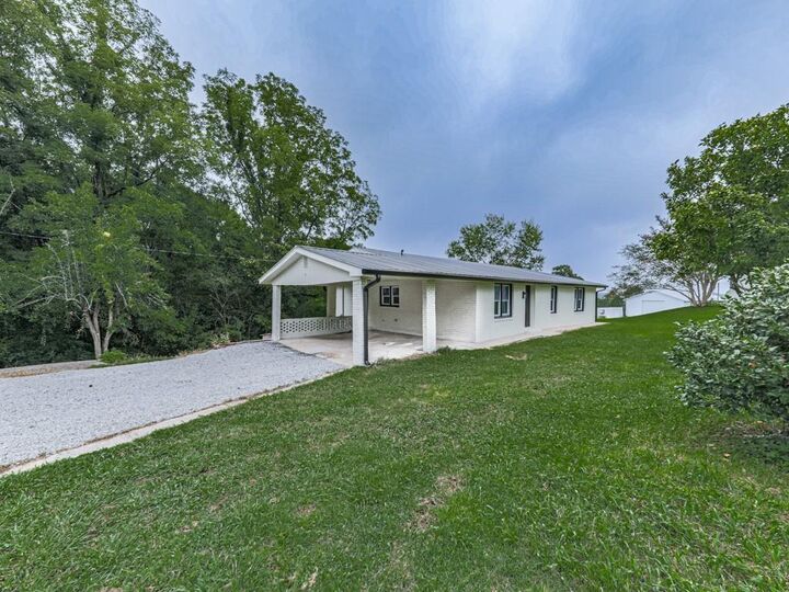 Property Photo:  3011 Refuge Road  GA 30143