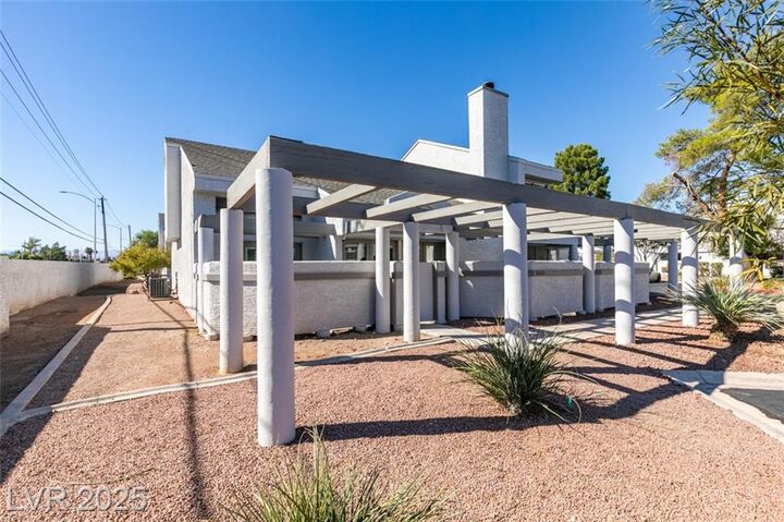 Property Photo: 5653 Vineyard Lane 21 NV 89110