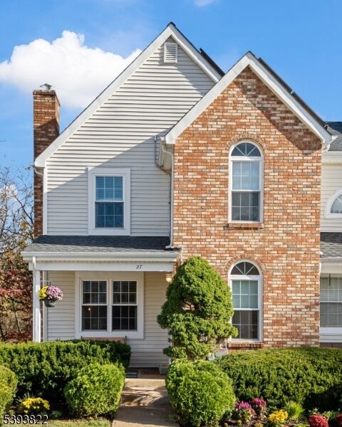 Property Photo:  27 Chetwood Ct  NJ 08844